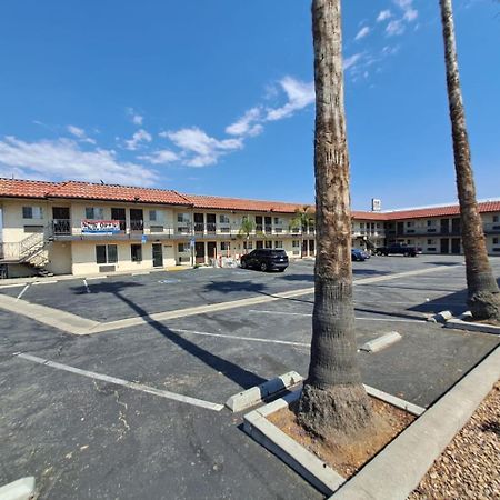 American Inn I10 Rialto And Colton Esterno foto