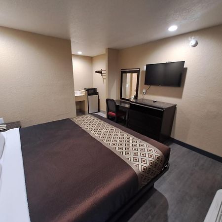 American Inn I10 Rialto And Colton Esterno foto